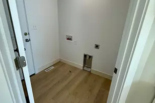 2362 E Blossom St, Eagle Mountain, UT 84005 - Photo 5