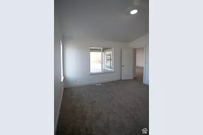 2296 E Marigold Dr #396, Eagle Mountain, UT 84005 - Photo 17