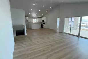 2296 E Marigold Dr, Eagle Mountain, UT 84005 - Photo 7