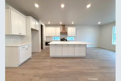 3009 N Lone Pine St #635, Eagle Mountain, UT 84005 - Photo 3