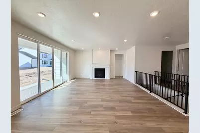 3009 N Lone Pine St #635, Eagle Mountain, UT 84005 - Photo 5