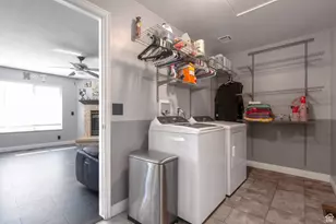 2439 W Bridle Oak Dr, South Jordan, UT 84095 - Photo 25