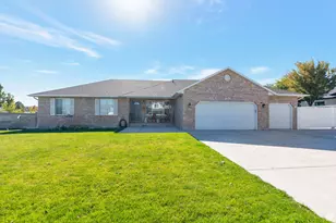 2439 W Bridle Oak Dr, South Jordan, UT 84095 - Photo 1