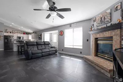 2439 W Bridle Oak Dr, South Jordan, UT 84095 - Photo 23