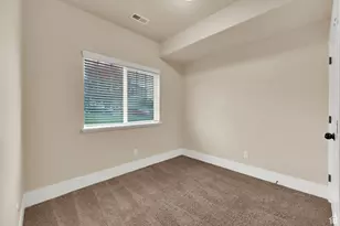 1948 N Crest Rd, Saratoga Springs, UT 84045 - Photo 15