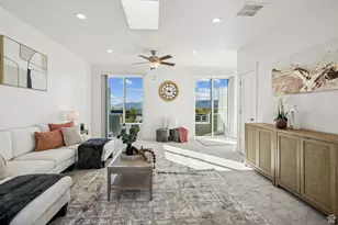 4563 W Daybreak Rim Way, South Jordan, UT 84009 - Photo 7