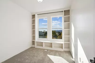 4563 W Daybreak Rim Way, South Jordan, UT 84009 - Photo 27