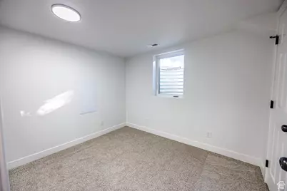 2290 E 2700 S, Salt Lake City, UT 84109 - Photo 17