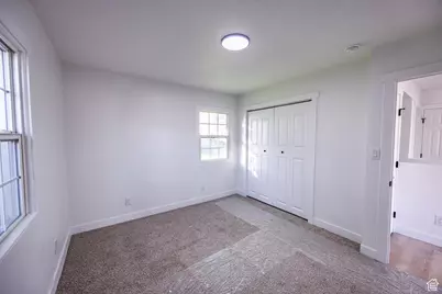 2290 E 2700 S, Salt Lake City, UT 84109 - Photo 9