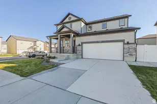 576 E Hearth Ln, Eagle Mountain, UT 84005 - Photo 11