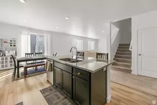 576 E Hearth Ln, Eagle Mountain, UT 84005 - Photo 15