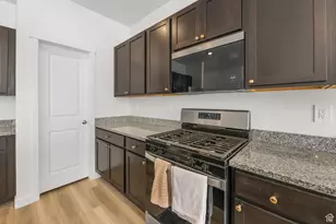 576 E Hearth Ln, Eagle Mountain, UT 84005 - Photo 27