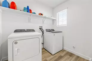 576 E Hearth Ln, Eagle Mountain, UT 84005 - Photo 41