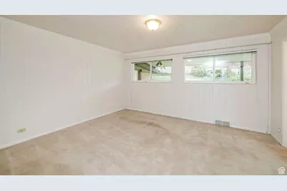 209 E Dorchester Dr N, Salt Lake City, UT 84103 - Photo 19