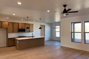 625 S Savio Dr, Saint George, UT 84770 - Photo 3