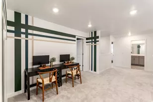 2012 E Hummingbird Dr, Eagle Mountain, UT 84005 - Photo 11