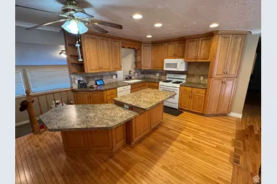 5748 S Ferron Cir, Taylorsville, UT 84129 - Photo 3