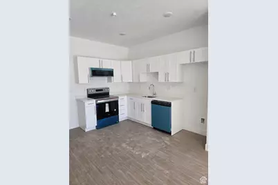 2085 N Main St #201, Sunset, UT 84015 - Photo 3