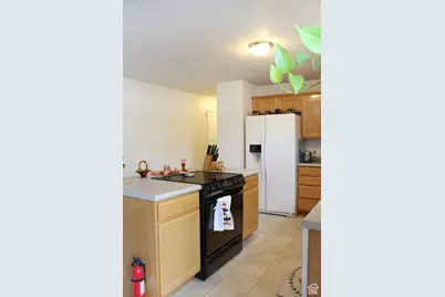 3228 W Meadow Leaf Ct, West Valley, UT 84119 - Photo 19