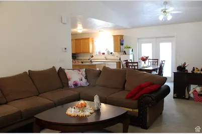 3228 W Meadow Leaf Ct, West Valley, UT 84119 - Photo 3