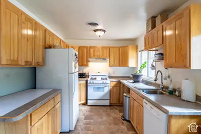 2711 Old City Park, Moab, UT 84532 - Photo 15