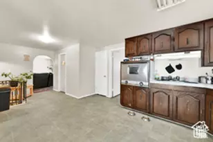 4825 S Burch Creek Dr E, South Ogden, UT 84403 - Photo 9