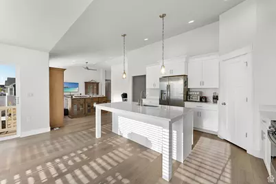 4602 N Kings Peak Way Way E, Eagle Mountain, UT 84005 - Photo 5