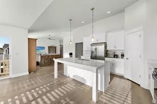 4602 N Kings Peak Way Way E, Eagle Mountain, UT 84005 - Photo 5