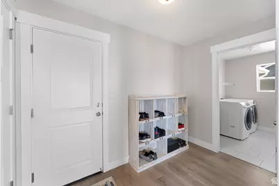 4602 N Kings Peak Way Way E, Eagle Mountain, UT 84005 - Photo 11