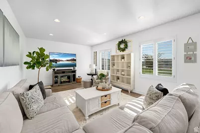 129 E Bliss Dr, Saratoga Springs, UT 84045 - Photo 5