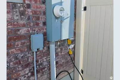 417 S 2025 W, Marriott-Slaterville City, UT 84404 - Photo 13