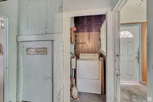 6700 S 1655 E, Cottonwood Heights, UT 84121 - Photo 7