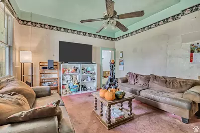 6700 S 1655 E, Cottonwood Heights, UT 84121 - Photo 13