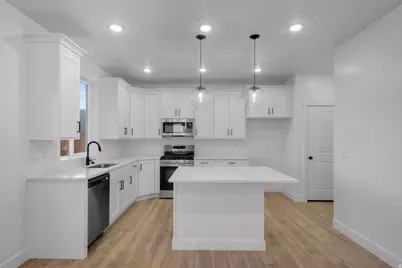 954 E Malibu Dr, Washington, UT 84780 - Photo 7