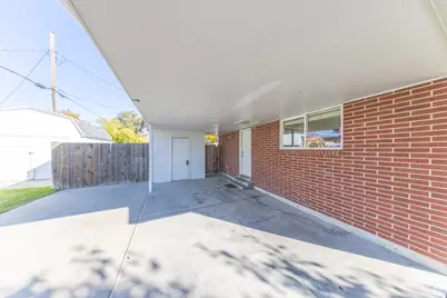 1884 N Alder St E, Layton, UT 84041 - Photo 3
