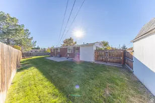 1884 N Alder St E, Layton, UT 84041 - Photo 23