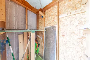 1884 N Alder St E, Layton, UT 84041 - Photo 25