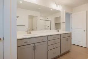 946 W Columbia Ct S, Riverdale, UT 84405 - Photo 9