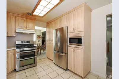 3091 S Teton Dr E, Salt Lake City, UT 84109 - Photo 15