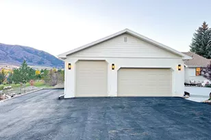 3425 Fuller Dr, Eden, UT 84310 - Photo 41