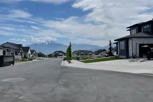 13374 S Hawks Crest Rd, Herriman, UT 84096 - Photo 5