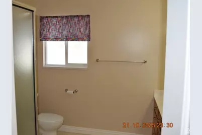 2517 N Dorchester Ave, Harrisville, UT 84414 - Photo 5