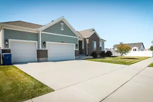 13592 S Conie Bell Dr, Herriman, UT 84096 - Photo 3