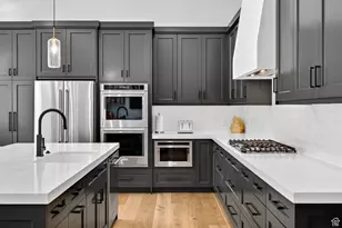 177 W Canyon Crest Rd, Alpine, UT 84004 - Photo 17