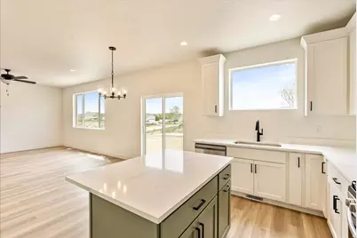 3661 N Columbine Way #382, Eagle Mountain, UT 84005 - Photo 11