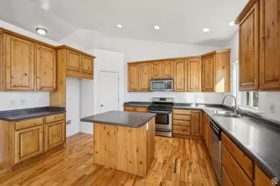 3766 S Lake Mountain Dr, Saratoga Springs, UT 84045 - Photo 23