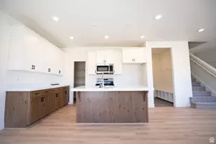 1084 N 1020 W, Salem, UT 84653 - Photo 3