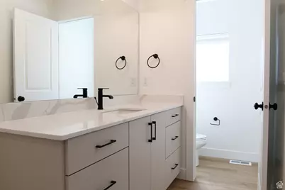 593 N 300 W, Smithfield, UT 84335 - Photo 11