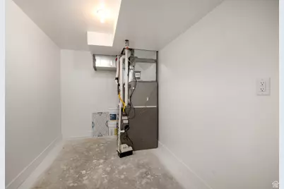 1015 S 1500 W, Vernal, UT 84078 - Photo 23