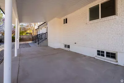 1015 S 1500 W, Vernal, UT 84078 - Photo 31